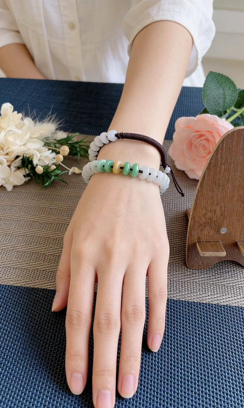 Gelang giok alami, material tambang kuno, tekstur halus dan hangat, material tiga warna yang indah, wajib dimiliki untuk kekayaan, ukuran 0.9. Gratis ongkos kirim dan pajak.