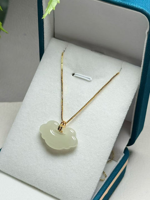 Liontin Ruyi Giok Hetian Bertatahkan Perak Sterling 925, mengunci kekayaan dan membawa berkah, 24,5×14×5mm. Gratis ongkos kirim dan pajak.
