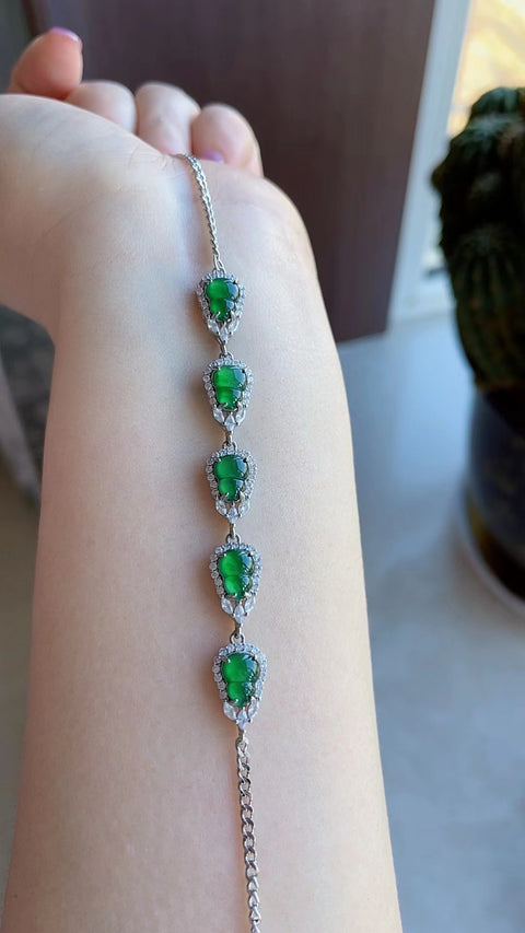 Gelang giok jadeite, material tambang kuno, tekstur halus dan hangat, terlihat menakjubkan di pergelangan tangan, ukuran 1,8 x 1,2mm. Gratis ongkos kirim dan pajak.