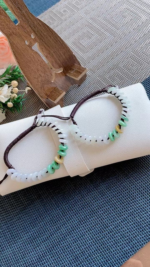 Gelang giok alami, material tambang kuno, tekstur halus dan hangat, material tiga warna yang indah, wajib dimiliki untuk kekayaan, ukuran 0.9. Gratis ongkos kirim dan pajak.