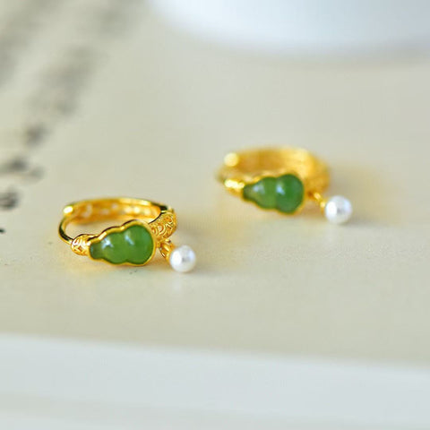 Anting perak polos 12426# 925 giok Hetian, jasper labu, mutiara, enamel. Gaya unik. Giok yang hangat dan halus. Efek pemakaian yang memikat. Harga terjangkau. Biaya kirim dan pajak sudah termasuk.