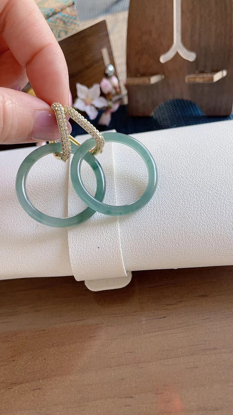 Anting-Anting Giok Alami, Terbuat Dari Bahan Tambang Lama, Dengan Tekstur Halus Dan Hangat, Tembus Pandang Yang Sangat Baik, Desain Elegan Dan Modis, Ukuran 3.2, Termasuk Ongkos Kirim Dan Pajak.