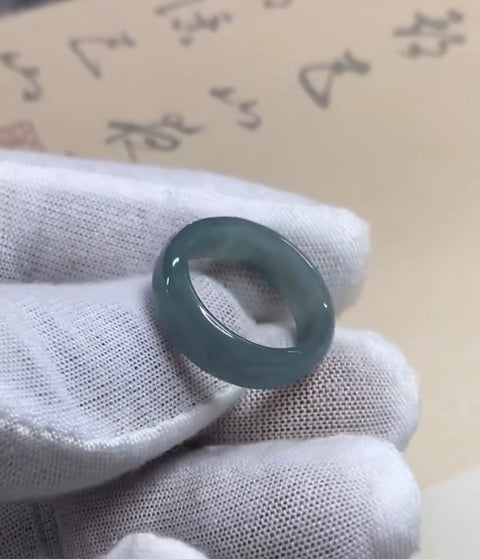 Cincin jadeite indah dengan lapisan bening minyak, ukuran 20 mm, gratis ongkos kirim dan pajak