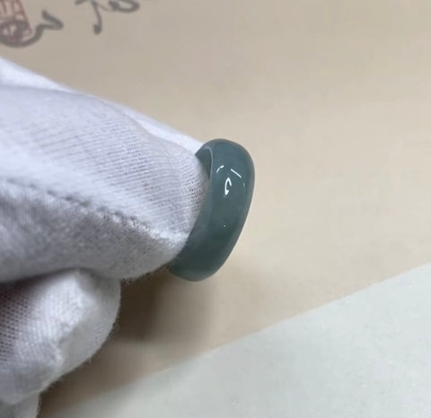 Cincin jadeite indah dengan lapisan bening minyak, ukuran 20 mm, gratis ongkos kirim dan pajak