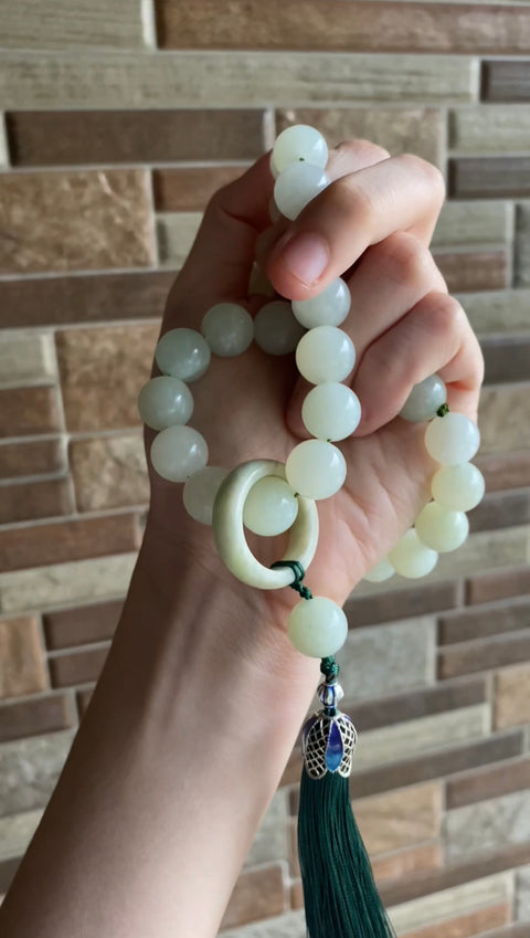 Tasbih Alami Giok Xiuyu Asli 33 butir, halus, dingin dan sangat indah, Ukuran butiran 12mm