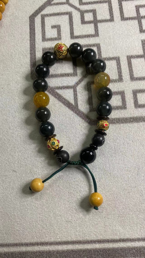 Perdamaian dan Keamanan: Gelang Tinta Penuh Ciu Jade Alami, dengan aksesori yang indah, ukuran: 10mm, sudah termasuk pajak pengiriman.