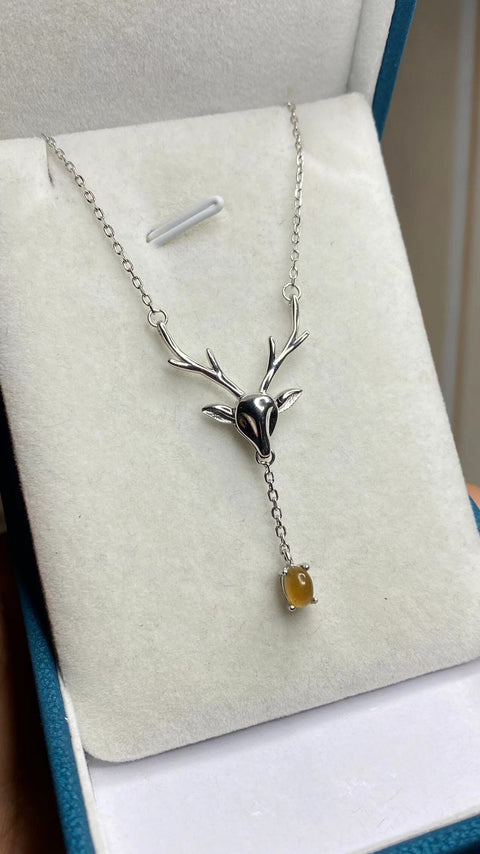 Menemani Anda sepanjang jalan: giok Xiuyan yang indah - giok bunga - liontin klavikula, perak 925, rantai perak satu potong, termasuk biaya pengiriman dan pajak