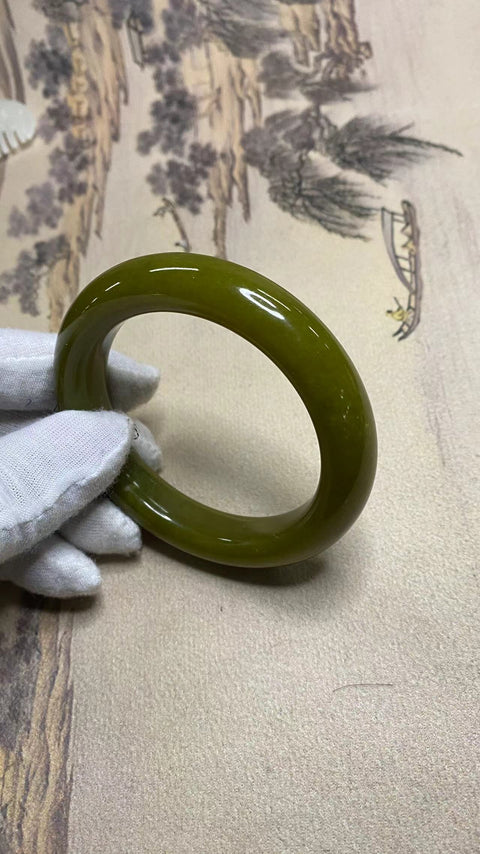 Gelang alpukat giok Xiuyan yang indah, diameter 58,5, lebar sisi 14,7mm, semua barang giok dibuat secara alami dengan pola acak, termasuk pengiriman dan pajak