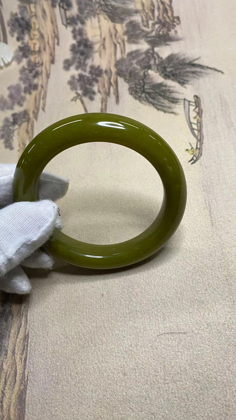 Gelang alpukat giok Xiuyan yang indah, diameter 58,5, lebar sisi 14,7mm, semua barang giok dibuat secara alami dengan pola acak, termasuk pengiriman dan pajak