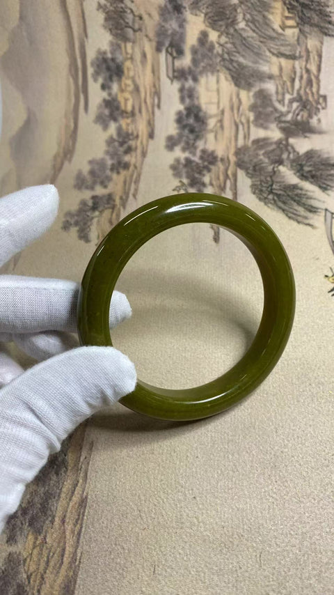 Gelang alpukat giok Xiuyan yang indah, diameter 65, lebar tepi 13,2mm, giok dihasilkan secara alami, polanya acak, termasuk pajak pengiriman
