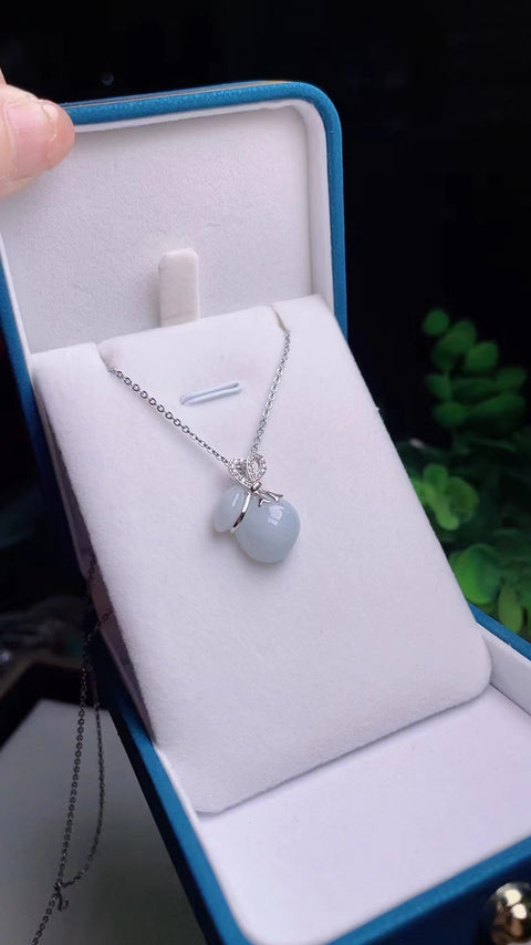 Kalung Tas Uang Giok Jadeite Grade A Alami 925 perak Giok bersih dan halus serta hangat Termasuk ongkos kirim dan pajak
