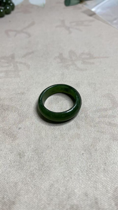 Cincin giok Hetian yang indah, diameter 19mm, termasuk ongkos kirim dan pajak