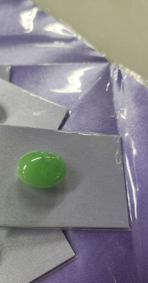 Batu Giok Jadeite Grade A Ukuran 15x19 mm, Tebal 5.7 mm, Gratis ongkir dan Pajak
