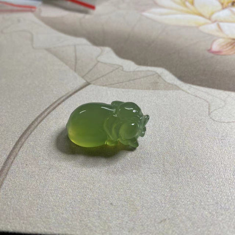 Shio Babi : Liontin Xiu Jade yang indah, babi zodiak 3D, babi keberuntungan, spesifikasi: 33✖️18mm, gratis ongkir dan pajak