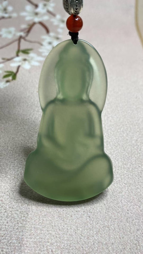Guanyin: Liontin giok hijau es Xiuyan yang indah - Giok Guanyin, hijau es transparan, wajah yang baik, mata yang ramah, spesifikasi: 67✖️38mm, gratis ongkos kirim dan pajak