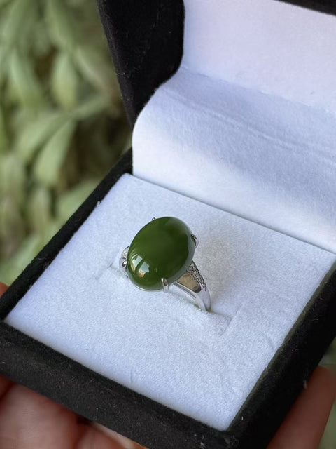 Cincin Perak Bertahtakan Hetian Jade Jasper 925 Gaya baru dan unik, giok halus dan hangat, hijau zamrud, sangat indah ~ Ukuran: Kira-kira: 16×12㎜ Termasuk ongkos kirim dan pajak