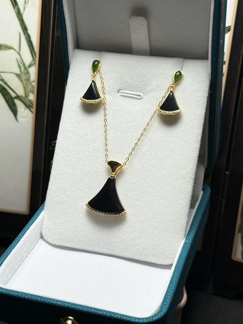 Liontin Daun Ginkgo "Sahabat Keberuntungan" dari Giok Hetian, Set Dua Bagian 🍀🍀 Desain Tatahan Perak 925 Warna Giok Halus dan Hangat 🌱 Modis dan Serbaguna Ukuran: Kira-kira: 18×16×4㎜ 10×3㎜, Bebas Ongkir dan Pajak