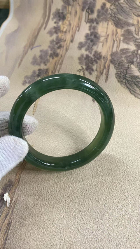 Gelang giok hijau penuh Xiuyan yang indah, giok mengambang, kekayaan seumur hidup, diameter 62,5, lebar tepi 12,8mm, gratis ongkos kirim dan pajak