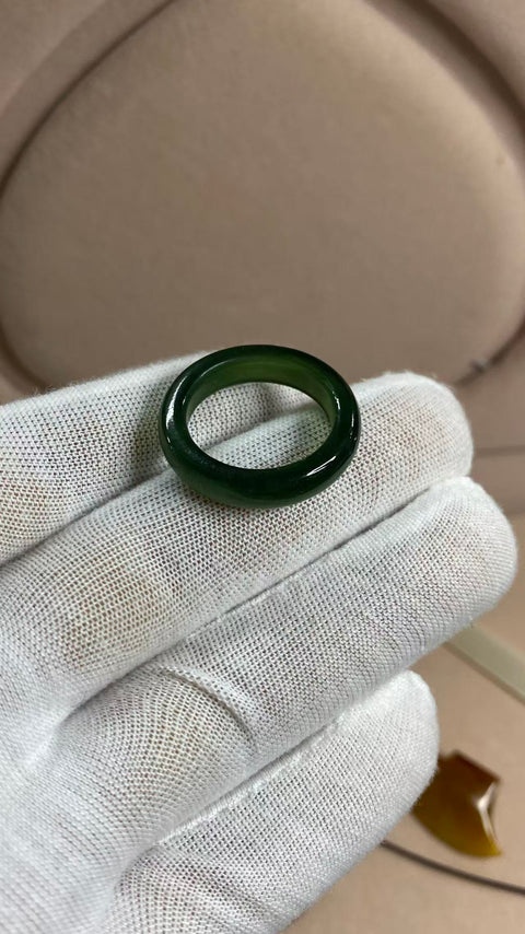 Cincin giok Xiuyan hijau penuh yang indah, diameter 20mm, sudah termasuk ongkos kirim dan pajak