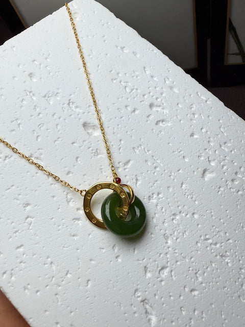 Kalung Klavikula Gesper Perdamaian Giok Hetian, Rantai Satu Bagian dengan Tatahan Perak 925 Berwarna, Ukuran Perkiraan: 14×4㎜, Desain Cincin Modis, Elegan dan Indah, Biaya Pengiriman dan Pajak Sudah Termasuk