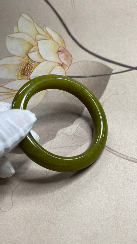 Gelang alpukat giok Xiuyan yang indah, diameter 58,2 mm, lebar sisi 12,8 mm, batu alam alami, pola acak, sudah termasuk ongkos kirim dan pajak