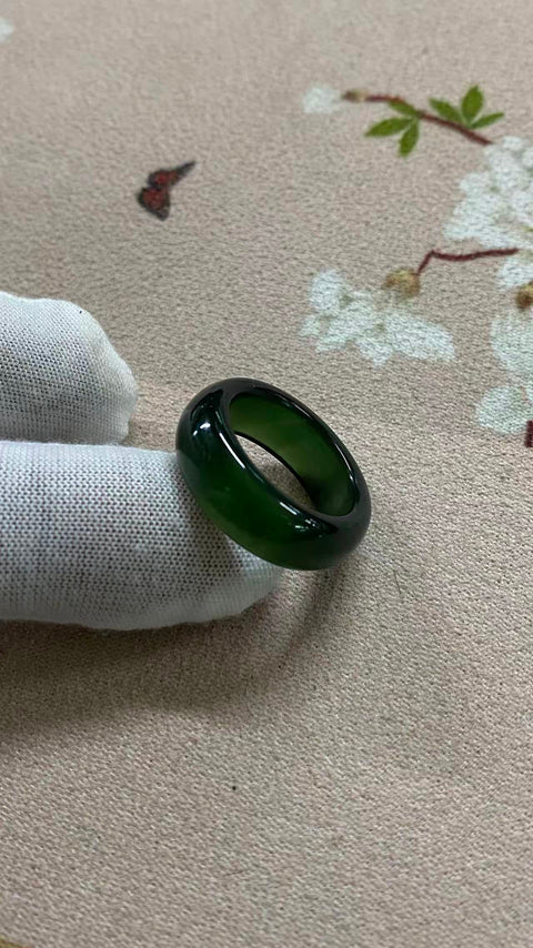 Cincin giok Xiuyan yang indah, berwarna hijau penuh, diameter 20mm, sudah termasuk ongkos kirim dan pajak