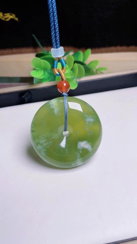 Gesper pengaman besar Xiu Jade alami, tebal dan penuh, sederhana dan elegan, talinya sangat cantik, ukuran 4,7cm , gratis ongkir dan pajak