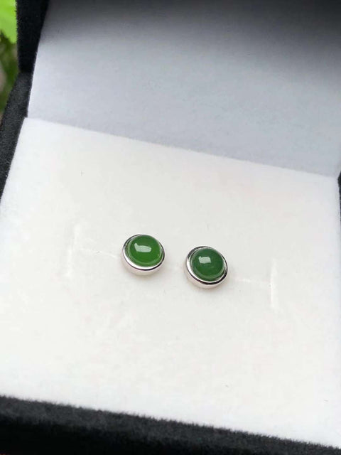 Hotan giok dan jasper "anting bulat dan penuh" bertatahkan perak 925 ✨Permukaan giok penuh dan bulat, warnanya benar👍Barang cantik dan modis Ukuran: 5 mm gratis ongkir dan pajak
