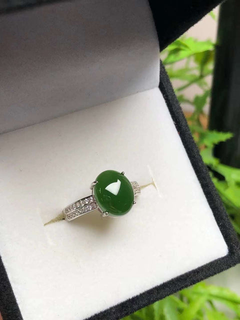 Cincin Keberuntungan Jasper Giok Hotan Bertatahkan Perak S925 💍 Ukuran: 11×9㎜ Modis, sederhana dan segar ~ kualitas batu giok yang sangat indah, sederhana dan serbaguna. Gratis ongkir dan pajak