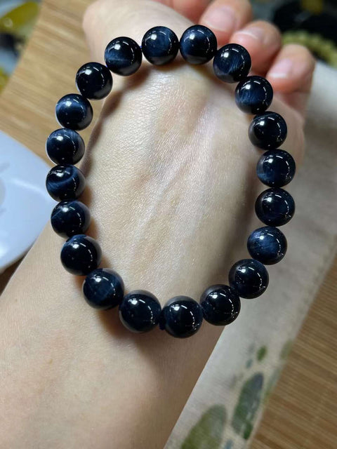 Batu mata harimau biru merupakan jenis batu mata harimau yang tergolong langka, sehingga statusnya jauh lebih tinggi dibandingkan batu mata harimau biasa. Spesifikas butirani: 10mm. Gratis ongkos kirim dan pajak