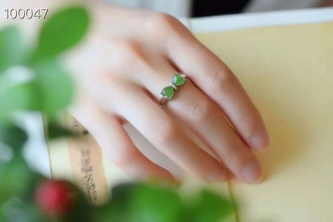 Hotan Jade Jasper "Cincin Dasi Kupu-kupu"🎀Bertatahkan perak S925💍Ukuran: 14×7㎜ Desain busur modis, seri sederhana dan segar, kualitas batu giok indah, sederhana dan serbaguna🤗💥Gratis ongkir dan pajak