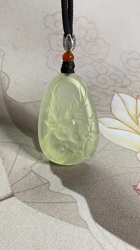 Liontin Es Giok Cui Giok Alami Ukuran 55,5 * 36mm Giok bersih, halus dan hangat Termasuk ongkos kirim dan pajak.