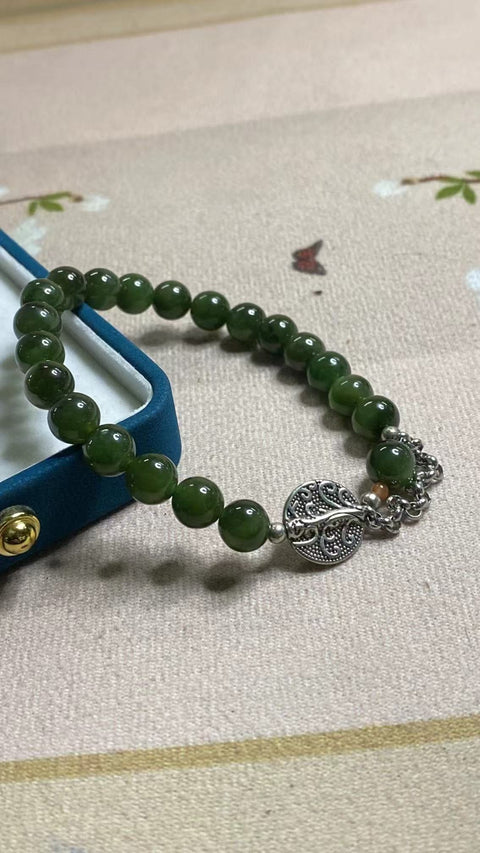 Gelang Giok Giok Hetian Jade Alami dengan aksesoris cantik Ukuran 8mm Sudah termasuk pajak pengiriman.