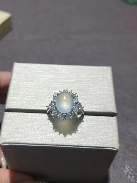 Cincin Giok Cui Alami 925 Gaya Tatahan Perak Ukuran 11 * 9mm Giok bersih, halus dan hangat.
