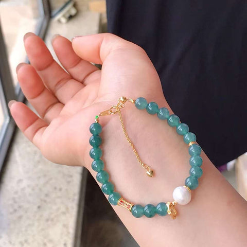Gelang Jadeite Guatemala alami dengan desain jepitan perak 925 warna yang dapat disesuaikan ukurannya secara konstan, sesuai, tetapi juga cantik dan elegan, ukuran 8mm sudah termasuk pajak pengiriman.