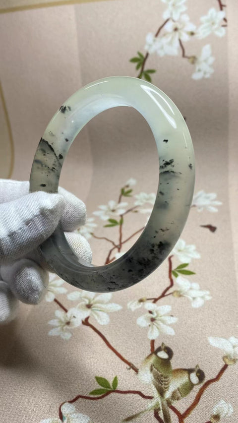 Gelang Tinta Giok Cui Alami Ukuran 61-63mm Ukuran 62.8mm Lebar Sisi 13.3mm Giok terjadi secara alami Pola acak Pengiriman dan pajak sudah termasu