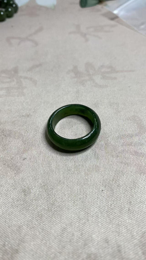 Cincin giok Hetian yang indah, diameter 20mm, termasuk pengiriman dan pajak