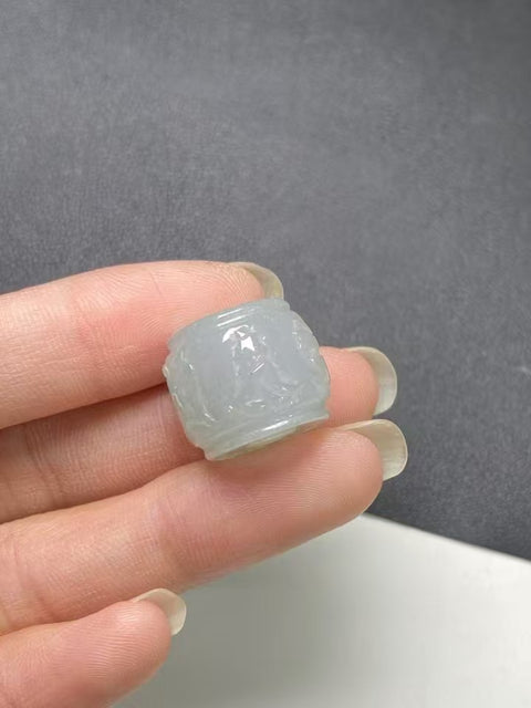 Jadeite alami liontin manik-manik transit ukuran 14,5 * 18mm Giok berair dan tembus cahaya & & nbsp; & nbsp; Kualitas luar biasa Pajak pengiriman sudah termasuk!