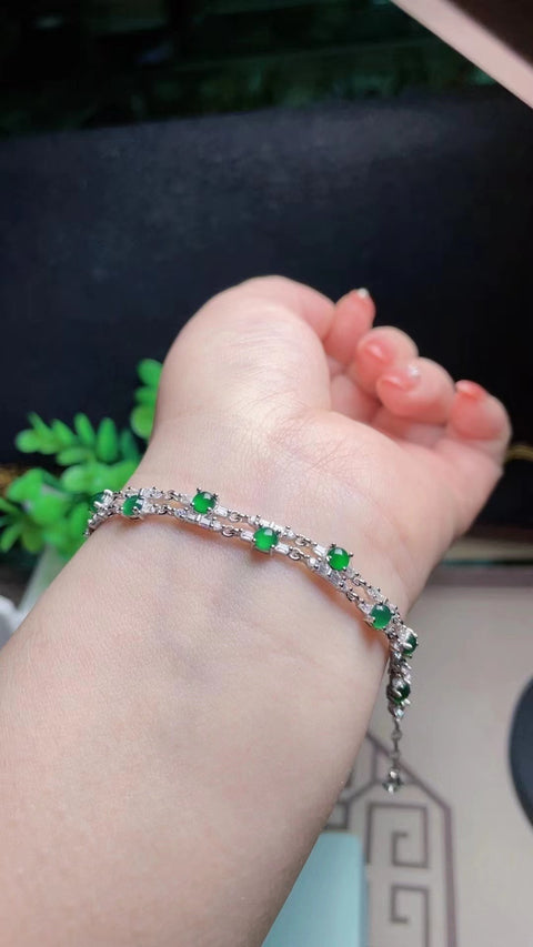 Gelang Jadeite Alami 925 Tatahan Perak Bahan Pit Tua Ukuran 0.4mm Giok bersih dan halus sudah termasuk pajak pengiriman.