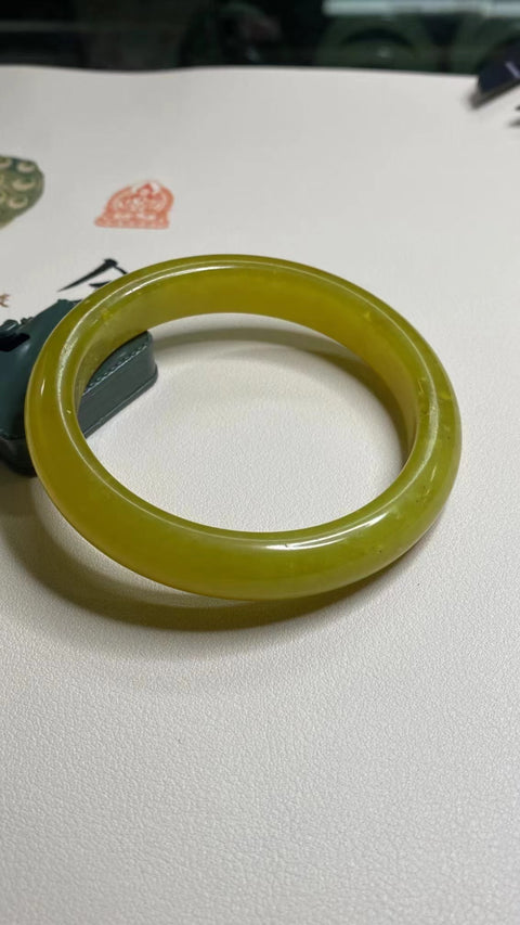 Gelang Bunga Emas Giok Cui Giok Alami Ukuran 64-66mm Ukuran 65.4mm Lebar Sisi 13.5mm Giok semuanya terjadi secara alami Pola pengiriman acak Termasuk Pajak Pengiriman