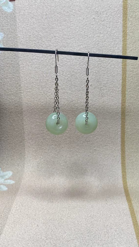 Anting Giok Halus dari Perak 925 Ukuran 13,8 * 7,3 mm Giok Halus Segar & Elegan Sudah termasuk pajak pengiriman.