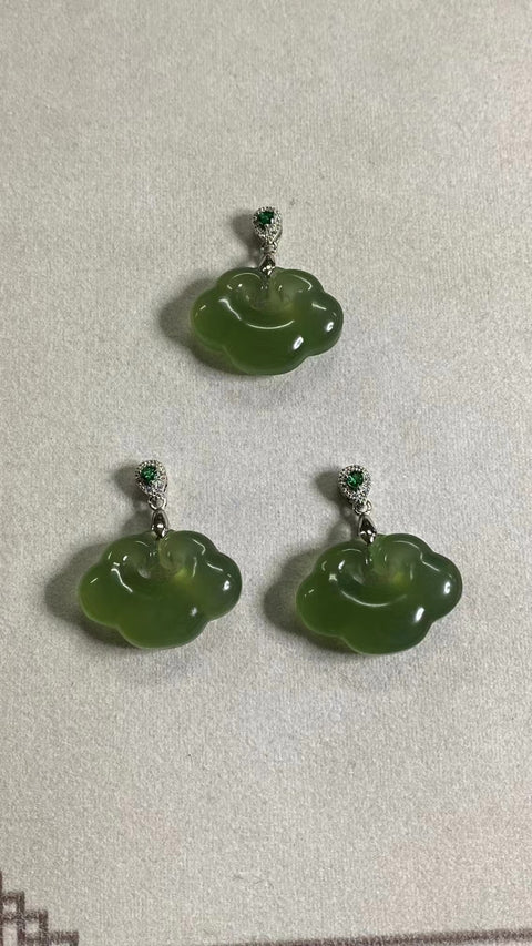 Liontin Kunci Cui Jade Ruyi Alami 925 pengaturan perak Ukuran 30 * 22mm Giok bersih, halus dan hangat Buatan tangan Termasuk ongkos kirim dan pajak.