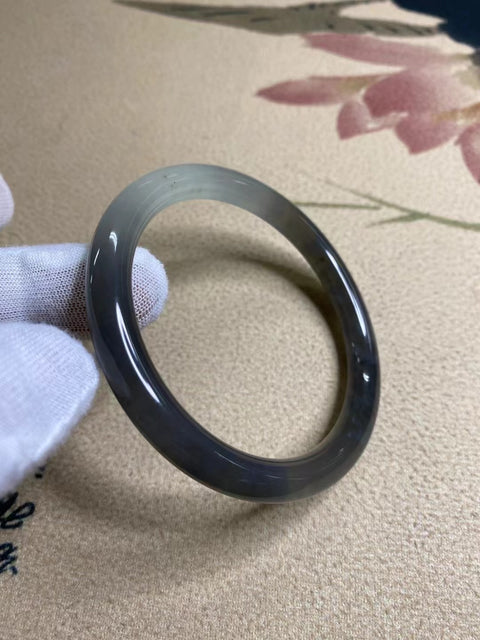 Gelang Dai Giok Cui Giok Gunung Jauh Ukuran 58-60mm Ukuran 59.8mm Lebar Sisi 8mm Giok ini semuanya muncul secara alami Pola acak Termasuk ongkos kirim dan pajak