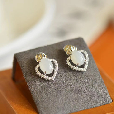 2219 Anting Giok Hetian Alami Giok yang bersih, halus dan hangat, terbuat dari perak 925, sudah termasuk ongkos kirim dan pajak.