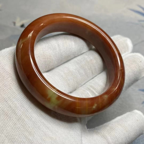 Gelang Gelang Giok Giok Bunga Cui Giok Alami Ukuran 50-52mm Ukuran 51.2mm Lebar Sisi 14mm Giok Giok secara alami Pola Bunga Acak Sudah termasuk pajak pengiriman.