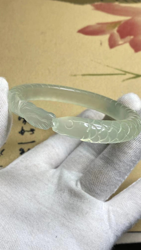 Gelang Bunga Ukiran Jenis Es Giok Cui Giok Alami Ukuran 58-60mm Ukuran 59.6mm Lebar Sisi 11mm Giok terjadi secara alami Pola acak Pajak Pengiriman Termasuk