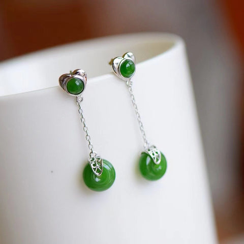 Anting Pejantan Jasper Alami Ukuran 10 * 10mm Gaya indah dan murah hati, gioknya halus dan hangat, dan desainnya unik, termasuk pajak pengiriman.