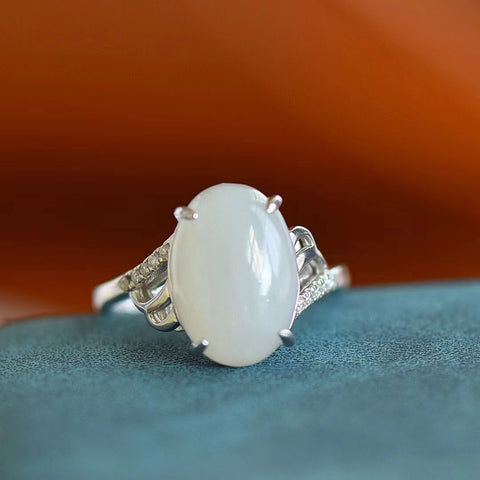 Cincin Giok Hetian Giok alami bersih dan halus, terbuat dari perak 925, ukuran 10 * 14mm, gaya baru, sudah termasuk pajak pengiriman.