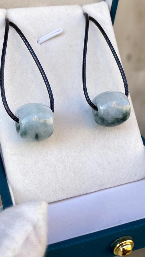 Kalung Manik-manik Pembawa Batu Giok Alami Ukuran 15,7 * 13,5 mm Batu giok halus dan hangat Termasuk pajak pengiriman.