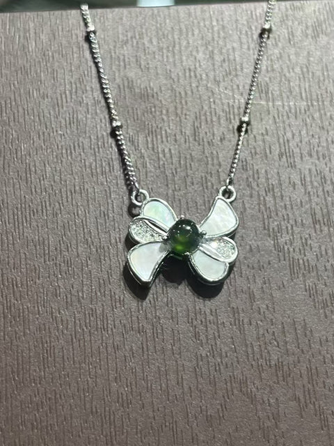 Kalung giok mutiara dari batu giok alami dari perak 925, ukuran 5mm, batu giok yang halus dan hangat, dengan gaya yang indah.